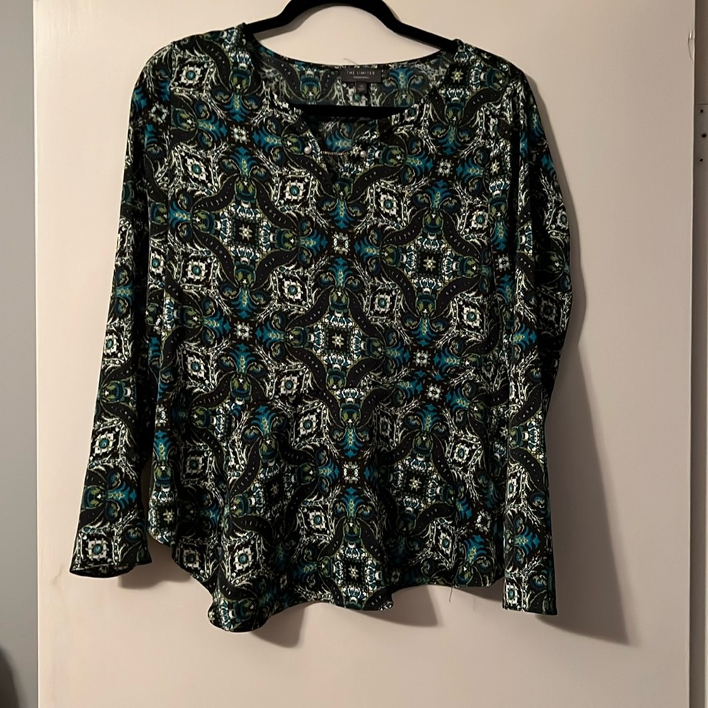 Limited long sleeve blouse